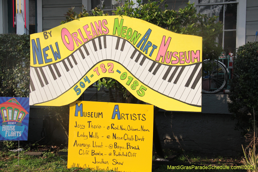 Krewe-of-House-Floats-02003-Uptown-2021