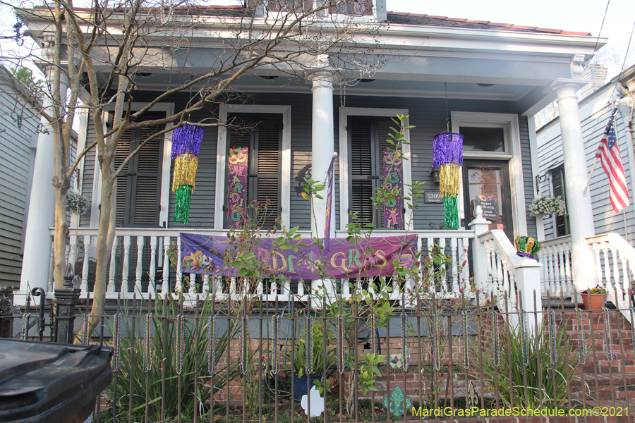 Krewe-of-House-Floats-02006-Uptown-2021