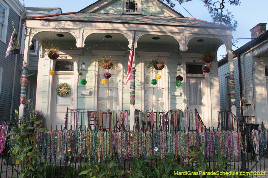 Krewe-of-House-Floats-02007-Uptown-2021