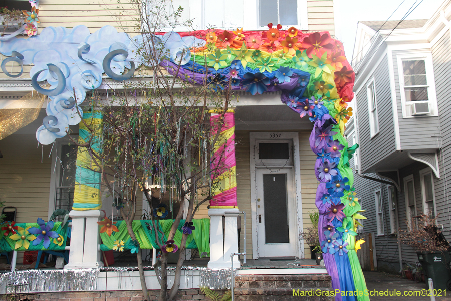 Krewe-of-House-Floats-02011-Uptown-2021