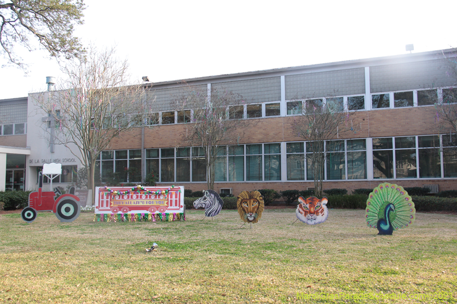 Krewe-of-House-Floats-02016-Uptown-2021