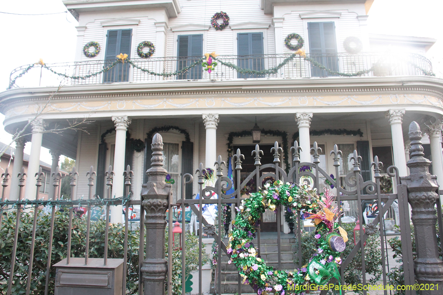 Krewe-of-House-Floats-02043-Uptown-2021