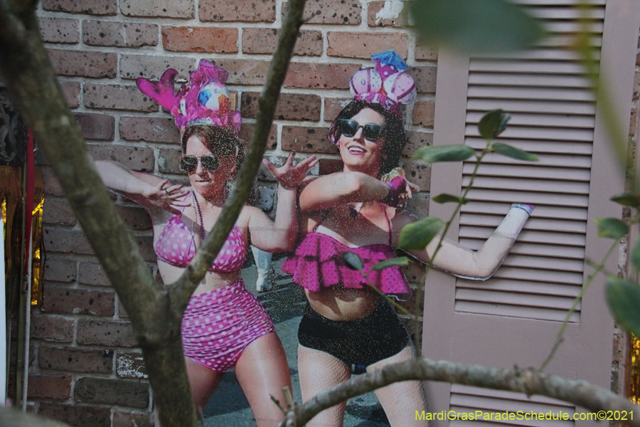 Krewe-of-House-Floats-02051-Uptown-2021