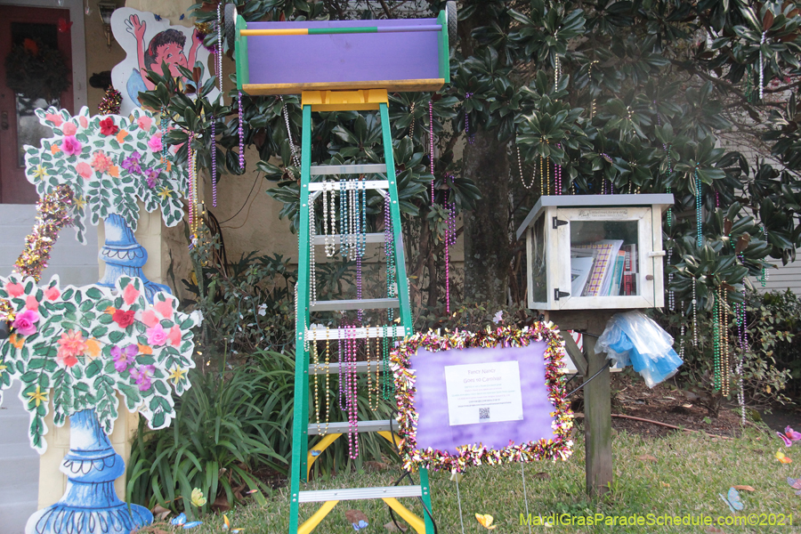 Krewe-of-House-Floats-02053-Uptown-2021