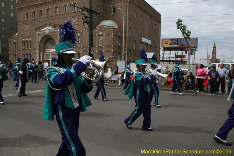 2009-Krewe-of-Iris-presents-On-the-Road-Again-Mardi-Gras-New-Orleans-0033