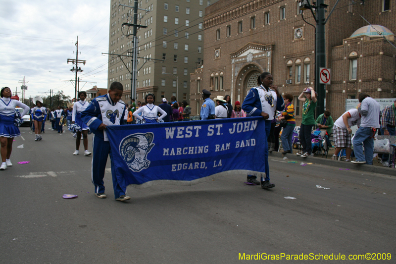 2009-Krewe-of-Iris-presents-On-the-Road-Again-Mardi-Gras-New-Orleans-0096