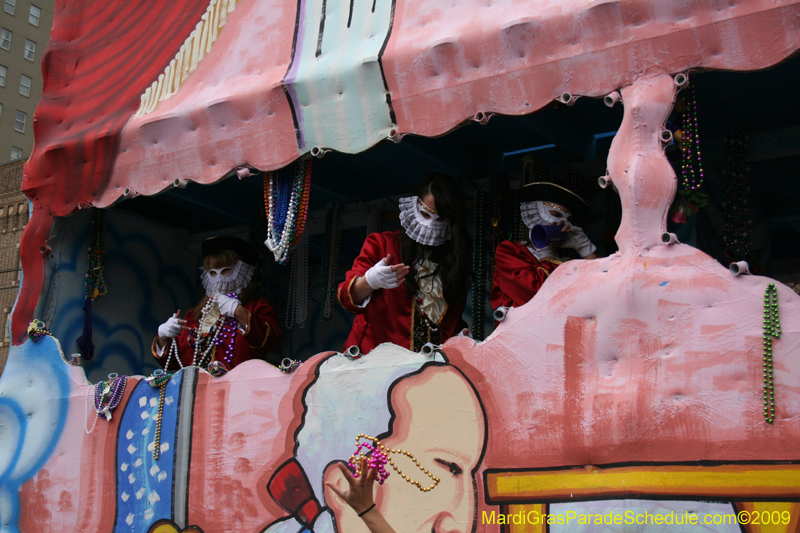 2009-Krewe-of-Iris-presents-On-the-Road-Again-Mardi-Gras-New-Orleans-0103