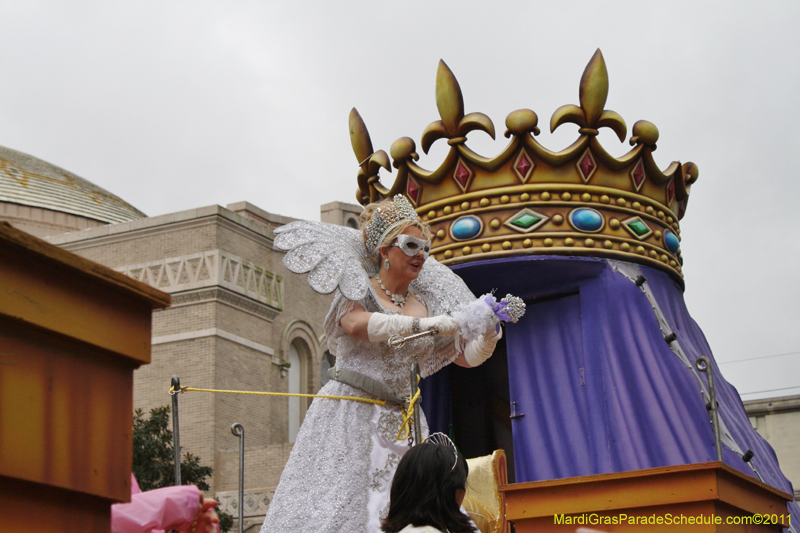 Krewe-of-Iris-2011-0031