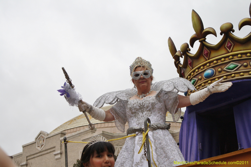 Krewe-of-Iris-2011-0033