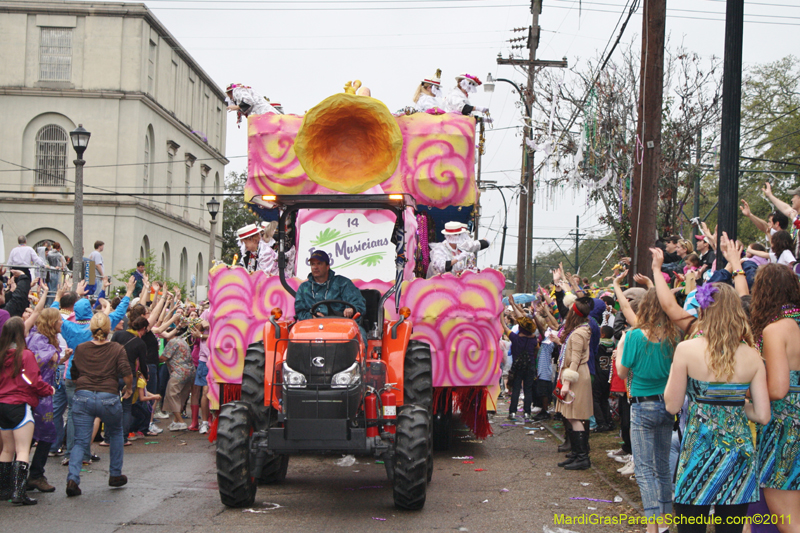Krewe-of-Iris-2011-0166