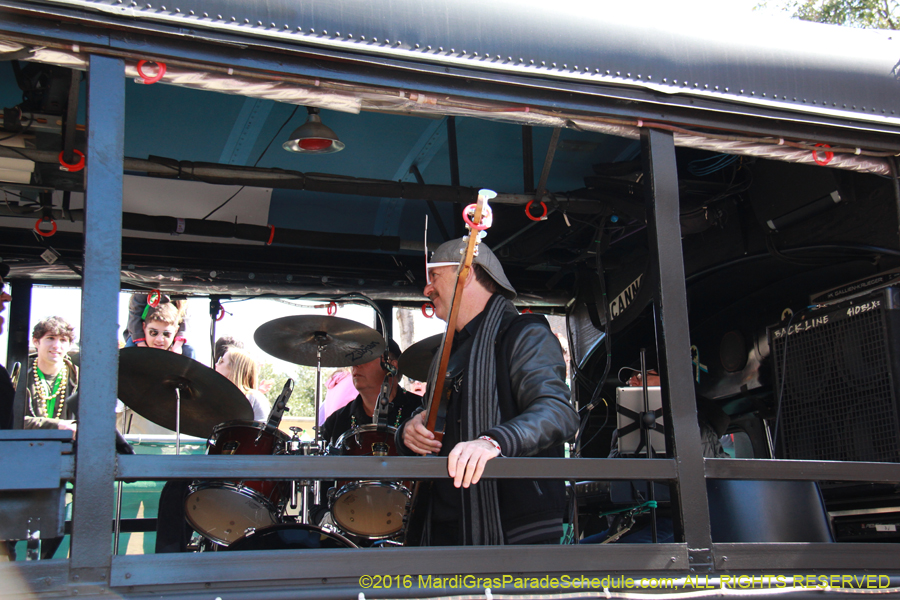 2016-le-Krewe-of-Iris-009188