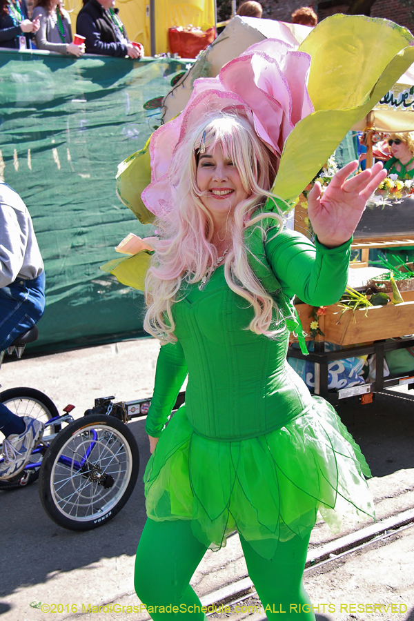 2016-le-Krewe-of-Iris-009225