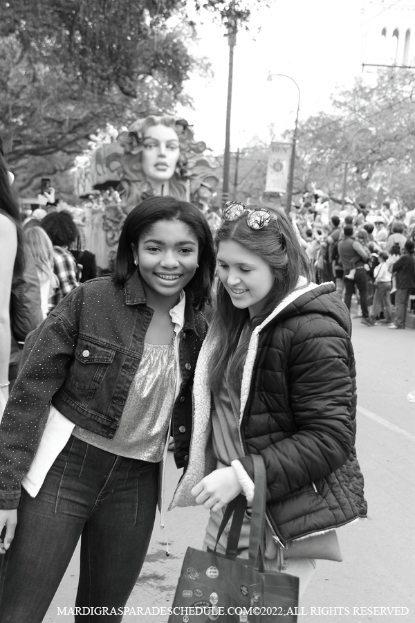 Krewe-of-Iris-00051-2022