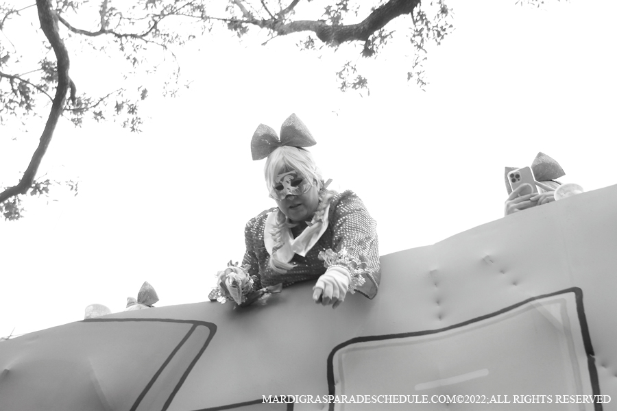 Krewe-of-Iris-00085-2022