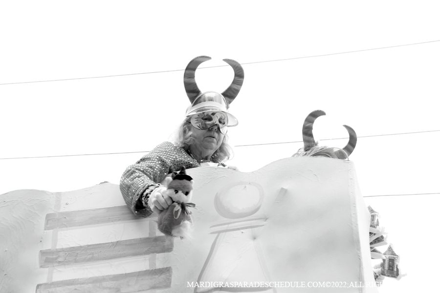 Krewe-of-Iris-00096-2022