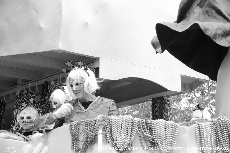 Krewe-of-Iris-00099-2022