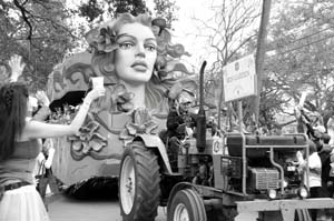 Krewe-of-Iris-00052-2022