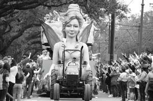 Krewe-of-Iris-00060-2022