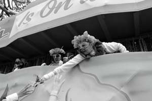 Krewe-of-Iris-00068-2022