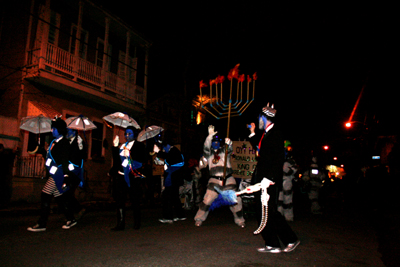Krewe-Du-Vieux-2008-Parade-New-Orleans-4398