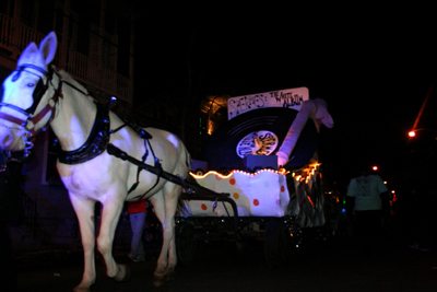 Krewe-Du-Vieux-2008-Parade-New-Orleans-4478