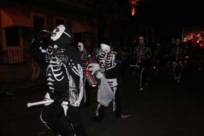 Krewe-Du-Vieux-2008-Parade-New-Orleans-4580