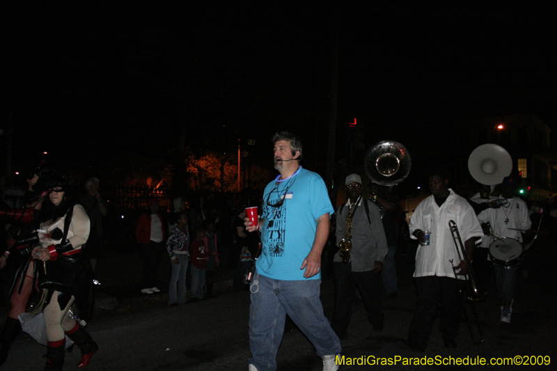 Krewe-du-Vieux-Mardi-Gras-French-Quarter-New-Orleans-2009-0121