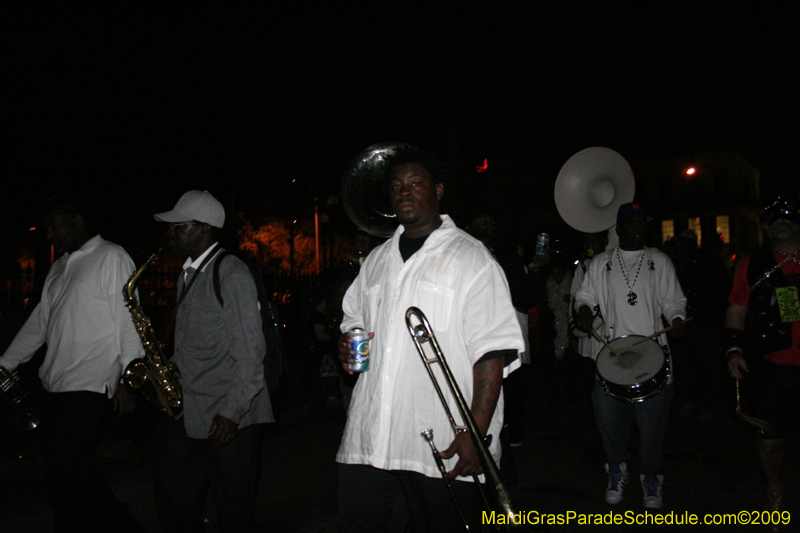 Krewe-du-Vieux-Mardi-Gras-French-Quarter-New-Orleans-2009-0122