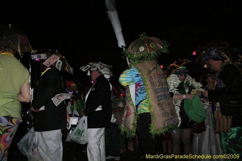 Krewe-du-Vieux-Mardi-Gras-French-Quarter-New-Orleans-2009-0128