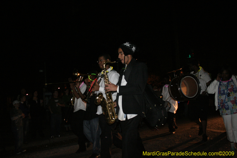 Krewe-du-Vieux-Mardi-Gras-French-Quarter-New-Orleans-2009-0138