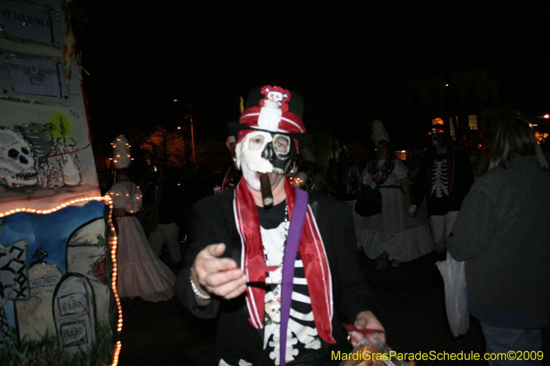 Krewe-du-Vieux-Mardi-Gras-French-Quarter-New-Orleans-2009-0143