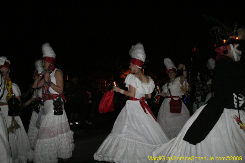 Krewe-du-Vieux-Mardi-Gras-French-Quarter-New-Orleans-2009-0145