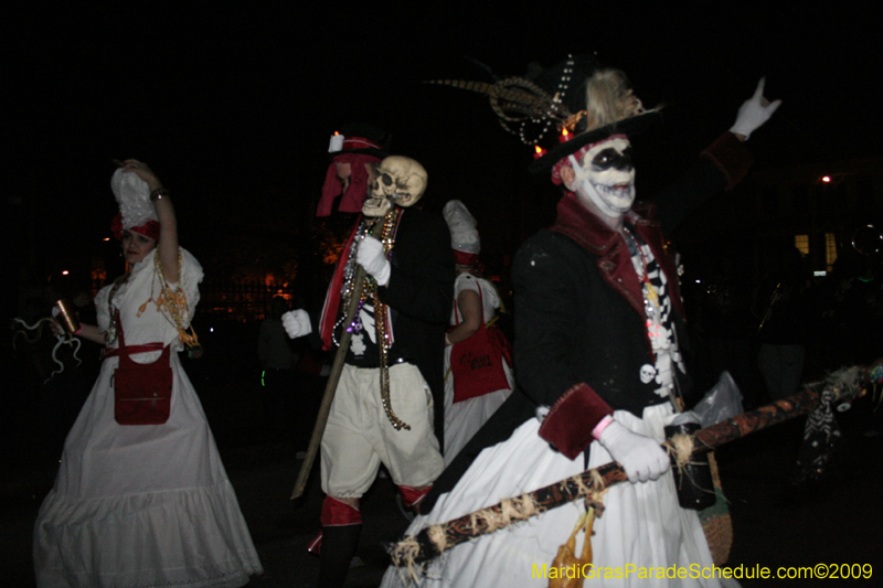 Krewe-du-Vieux-Mardi-Gras-French-Quarter-New-Orleans-2009-0147