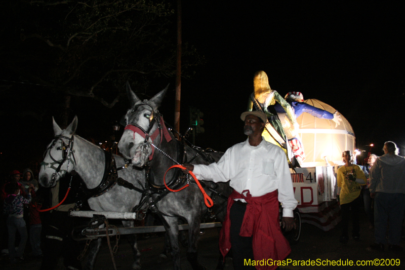 Krewe-du-Vieux-Mardi-Gras-French-Quarter-New-Orleans-2009-0150