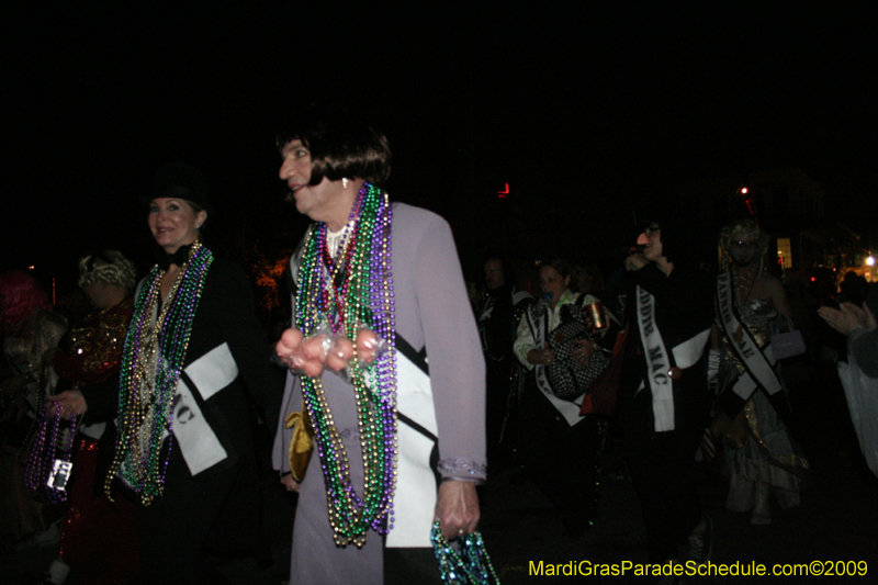 Krewe-du-Vieux-Mardi-Gras-French-Quarter-New-Orleans-2009-0155