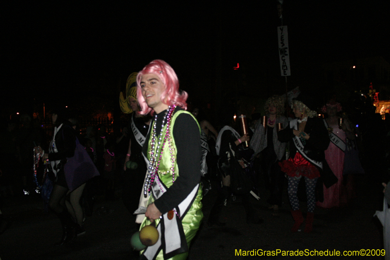 Krewe-du-Vieux-Mardi-Gras-French-Quarter-New-Orleans-2009-0161