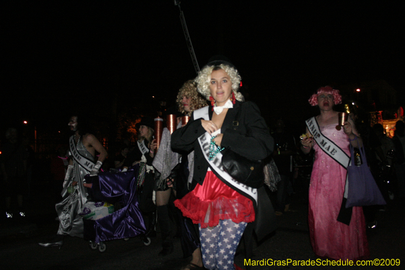 Krewe-du-Vieux-Mardi-Gras-French-Quarter-New-Orleans-2009-0162