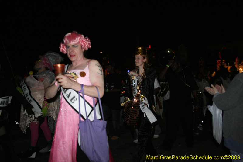 Krewe-du-Vieux-Mardi-Gras-French-Quarter-New-Orleans-2009-0163