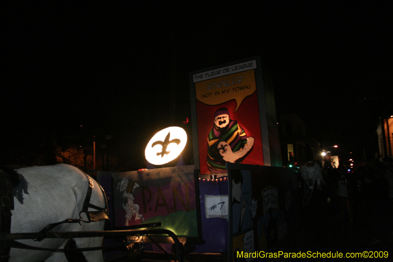 Krewe-du-Vieux-Mardi-Gras-French-Quarter-New-Orleans-2009-0192