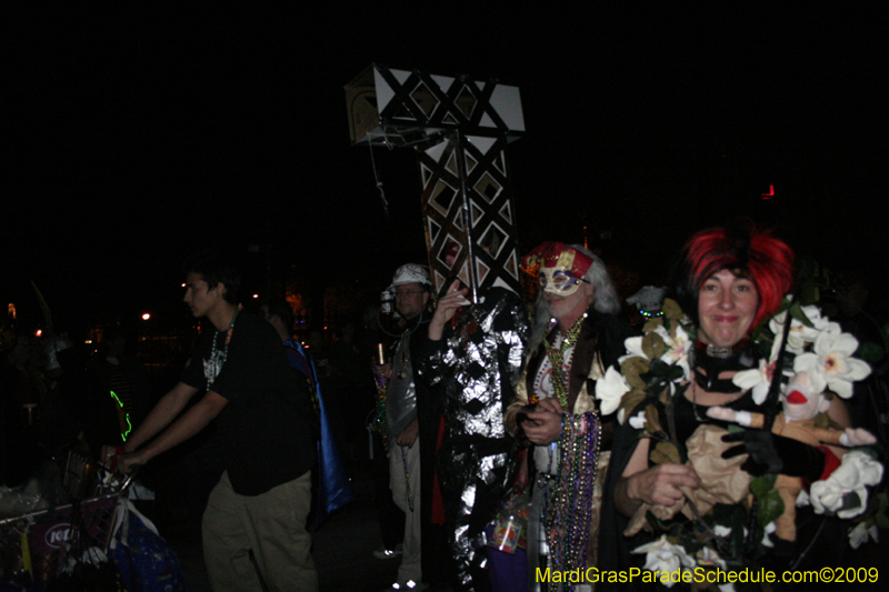 Krewe-du-Vieux-Mardi-Gras-French-Quarter-New-Orleans-2009-0202