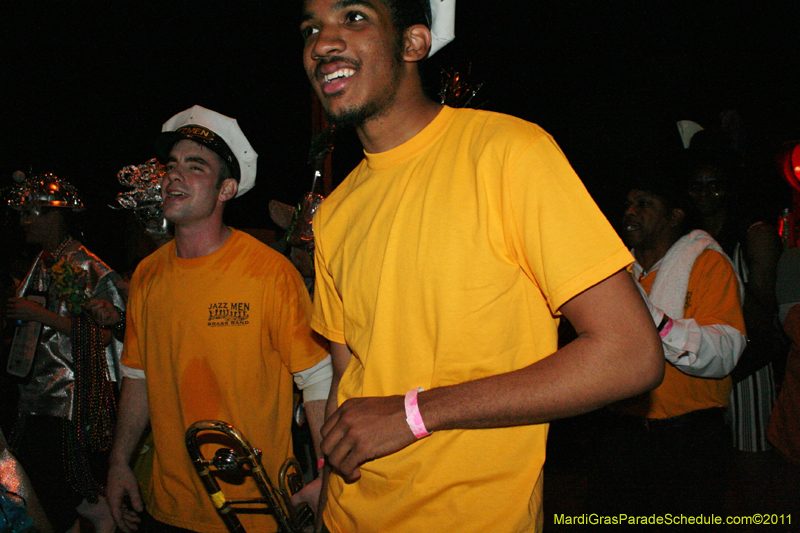 Krewe-du-Vieux-2011-Mardi-Gras-0107