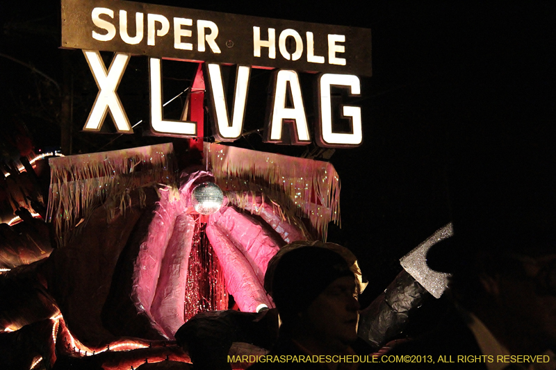 2013-Krewe-du-Vieux-1071