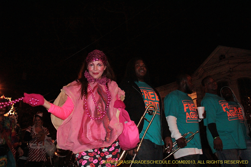 2013-Krewe-du-Vieux-1080