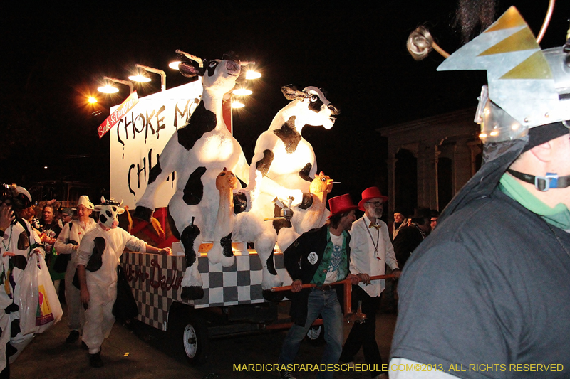 2013-Krewe-du-Vieux-1083