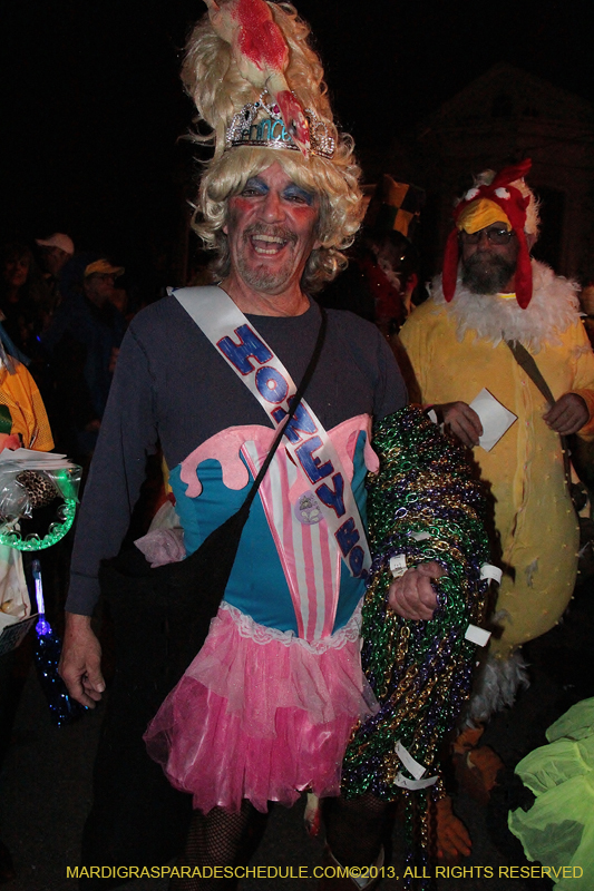 2013-Krewe-du-Vieux-1092
