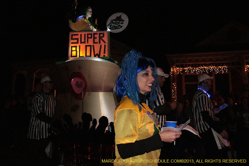 2013-Krewe-du-Vieux-1097