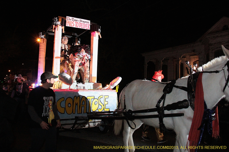 2013-Krewe-du-Vieux-1106