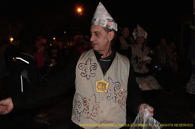 2013-Krewe-du-Vieux-1110