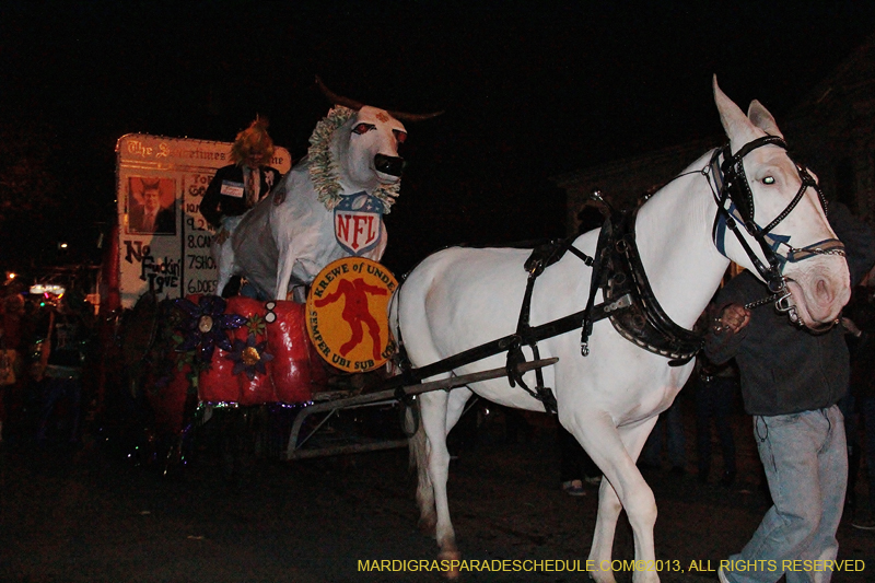 2013-Krewe-du-Vieux-1124
