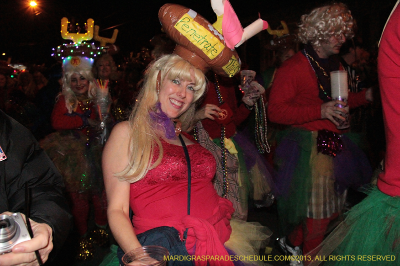 2013-Krewe-du-Vieux-1130